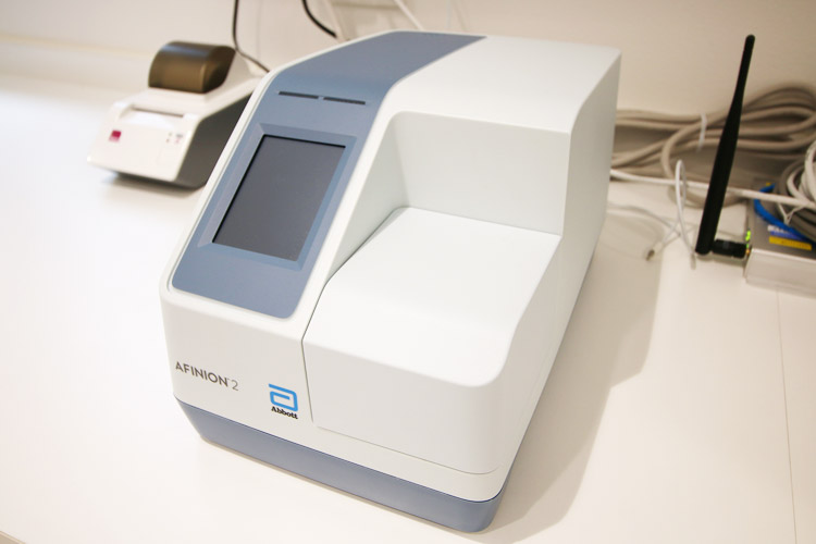 パック式臨床化学分析装置